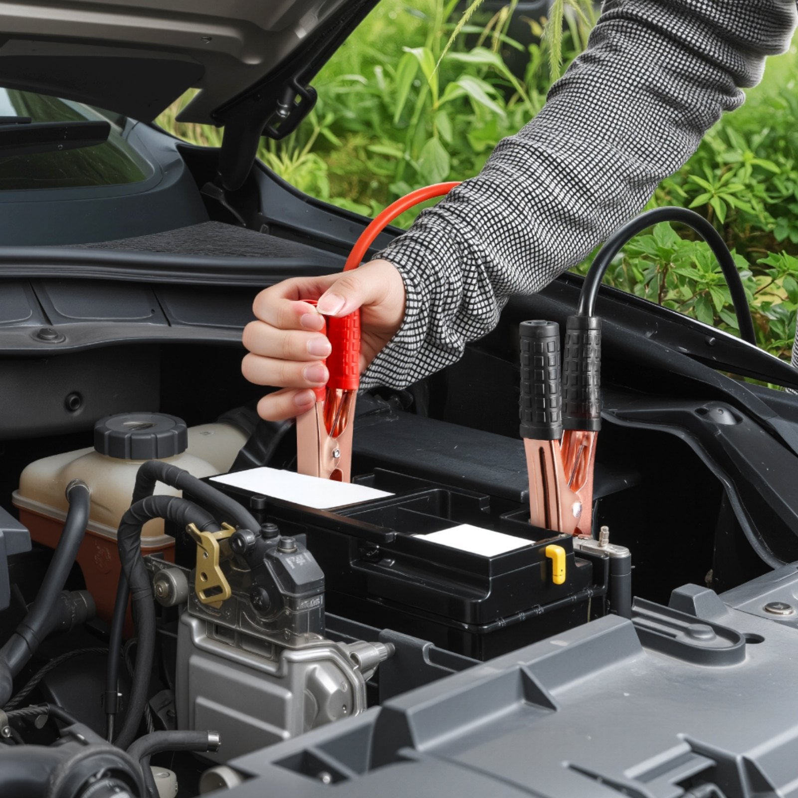 31 Pcs Car Emergency Kit With Medical Emergency First Aid Kit For Vehicles